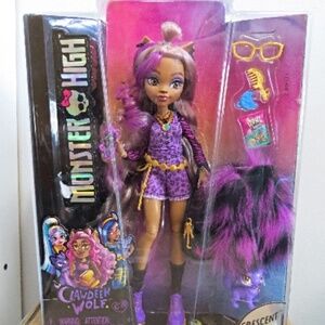 Monster High Doll, Clawdeen Wolf with Purple Streaked Hair Crescent